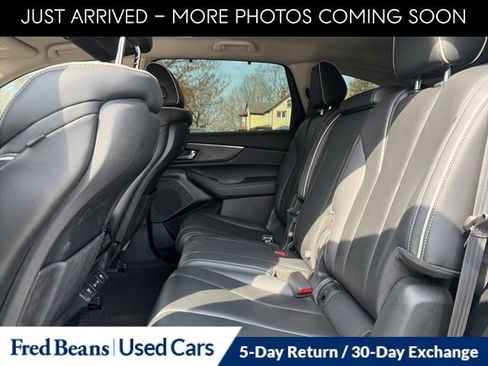 Used 2023 Acura MDX SH-AWD w/ Advance Package image 12