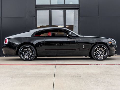 Used 2018 Rolls-Royce Wraith RWD image 23