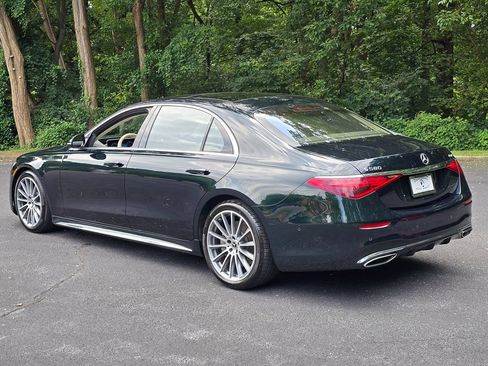 Used 2022 Mercedes-Benz S 580 4MATIC Sedan image 4