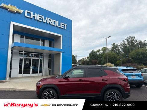 Used 2025 Chevrolet TrailBlazer RS w/ Convenience Package AWD/4WD image 8