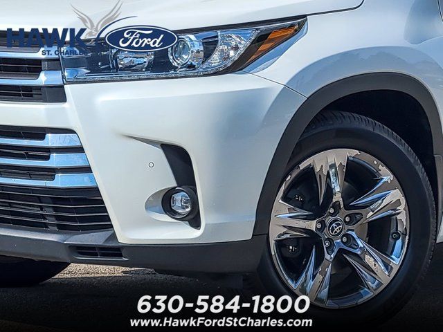 Used 2019 Toyota Highlander Limited Platinum AWD/4WD image 3