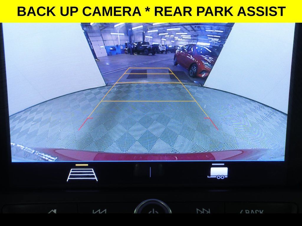 Used 2019 Chevrolet Blazer LT AWD/4WD image 9