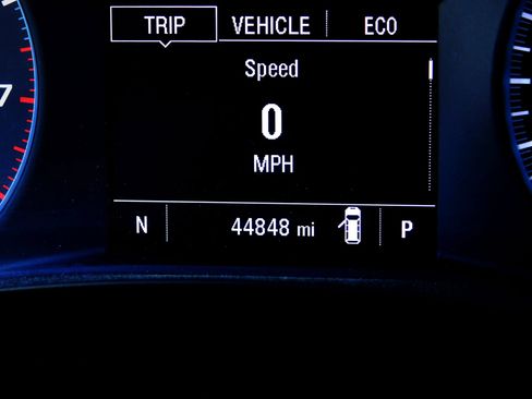 Used 2023 Chevrolet Traverse LS AWD/4WD image 20