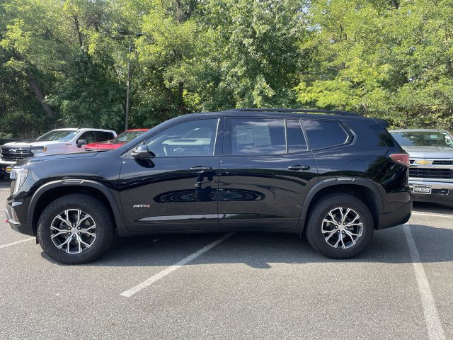 Certified 2024 GMC Acadia AT4 w/ Luxury Package AWD/4WD image 5