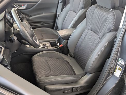 Used 2023 Subaru Forester Premium image 18