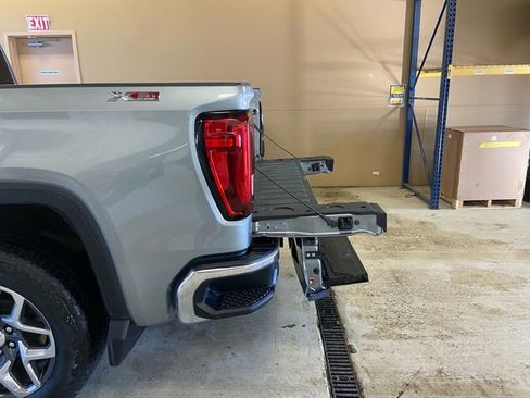 Used 2024 GMC Sierra 1500 SLT w/ SLT Premium Plus Package image 24