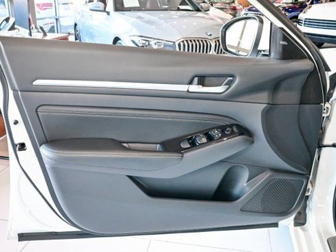 Used 2022 Nissan Altima 2.5 SL image 16