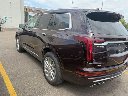 Used 2021 Cadillac XT6 Premium Luxury AWD/4WD image 9