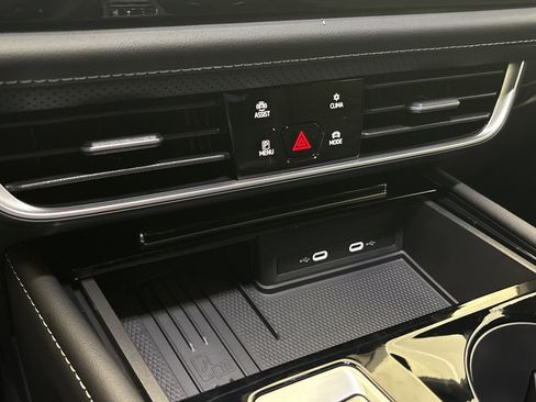 New 2026 Volkswagen Atlas Cross Sport SE image 20