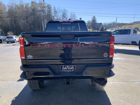 New 2025 Chevrolet Silverado 2500 LTZ w/ LTZ Premium Package AWD/4WD image 3