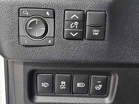 Certified 2023 Lexus GX 460 Premium w/ Premium Plus Package AWD/4WD image 24
