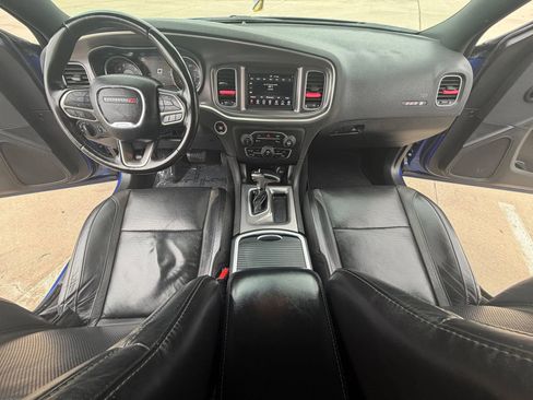 Used 2021 Dodge Charger SXT w/ Leather Interior Group image 18