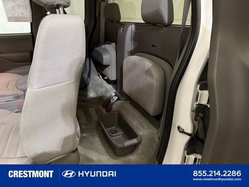 Used 2018 Nissan Frontier S RWD image 23