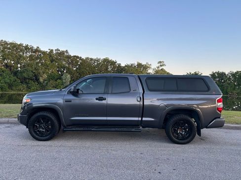 Used 2021 Toyota Tundra SR5 w/ SR5 Upgrade Package AWD/4WD image 2