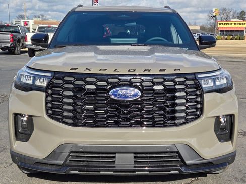 New 2026 Ford Explorer ST-Line RWD image 2