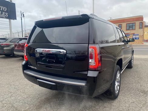 Used 2015 GMC Yukon XL Denali w/ Premium Package AWD/4WD image 7