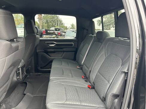 New 2026 RAM 1500 4x4 Crew Cab image 33