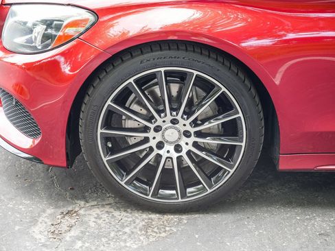 Used 2017 Mercedes-Benz C 300 Sedan image 9