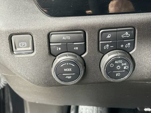Used 2024 Chevrolet Silverado 1500 RST w/ Convenience Package II AWD/4WD image 25