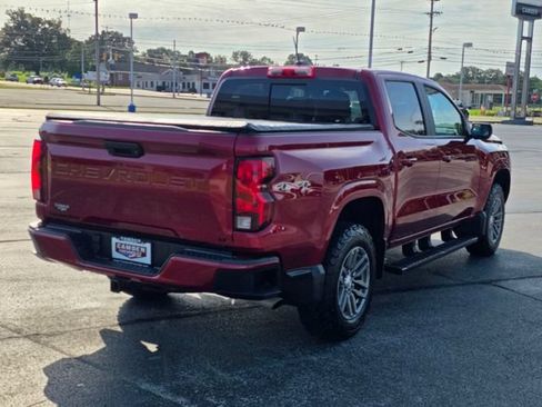 Used 2024 Chevrolet Colorado LT w/ LT Convenience Package II AWD/4WD image 19