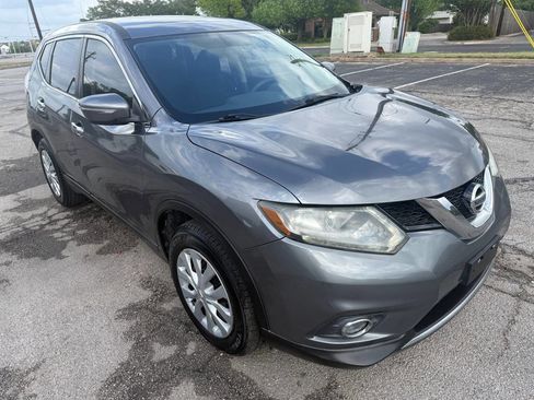 Used 2014 Nissan Rogue S image 1