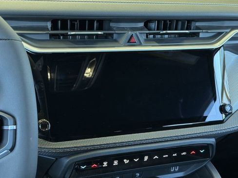 New 2026 Jeep Cherokee Limited image 12