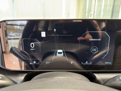 Used 2025 Kia K4 EX image 10