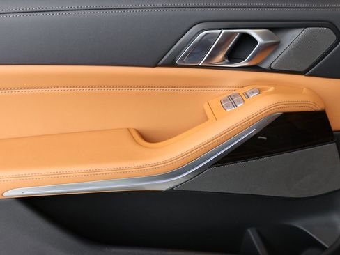 Used 2023 BMW X7 xDrive40i w/ M Sport Package image 22