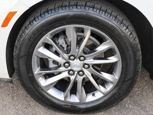 Used 2022 Buick Enclave Avenir w/ Avenir Technology Package image 7