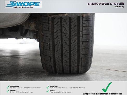 Used 2014 Toyota Camry XLE image 27