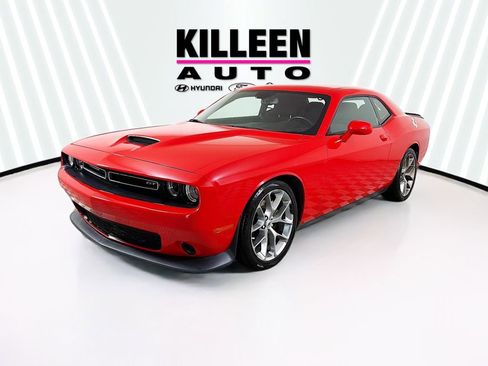 Used 2023 Dodge Challenger GT image 3