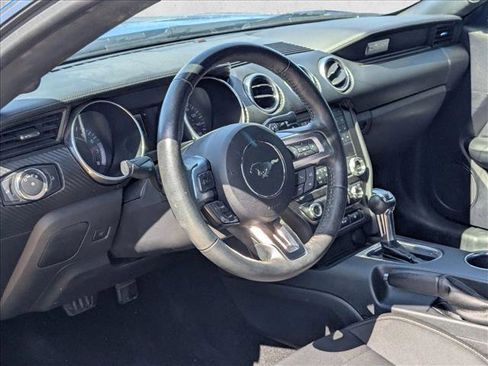 Used 2019 Ford Mustang Coupe image 10