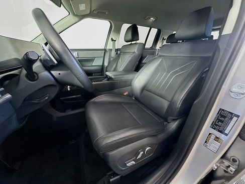 Used 2025 Hyundai Santa Fe SEL AWD/4WD image 13