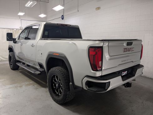 Used 2020 GMC Sierra 3500 Denali w/ Denali Ultimate Package AWD/4WD image 9