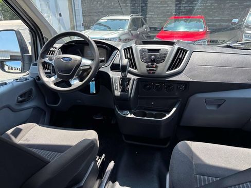 Used 2017 Ford Transit 250 130 Low Roof w/ Exterior Upgrade Package RWD image 16