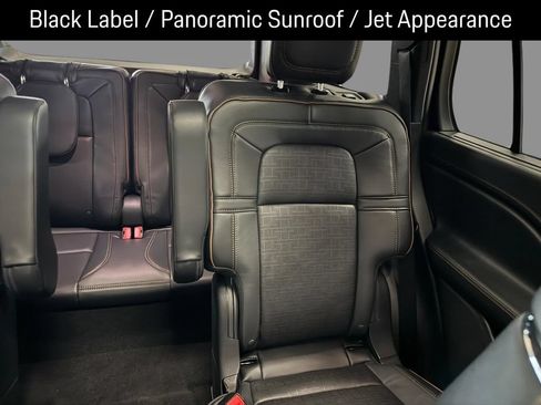 Certified 2025 Lincoln Aviator Black Label w/ Jet Appearance Package AWD/4WD image 16