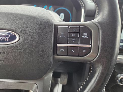 Used 2021 Ford F150 Lariat w/ Equipment Group 502A High image 18