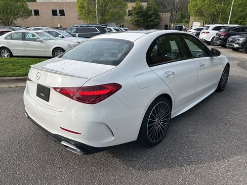 Used 2024 Mercedes-Benz C 300 Sedan image 5