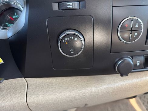 Used 2013 Chevrolet Silverado 1500 LT w/ All-Star Edition image 19