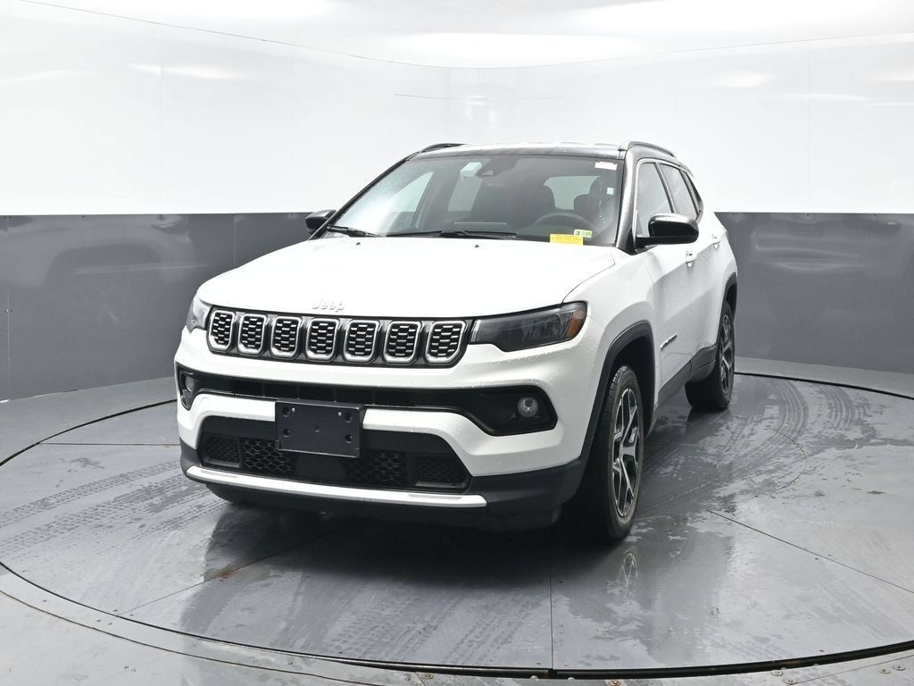 Used 2024 Jeep Compass Limited AWD/4WD image 7