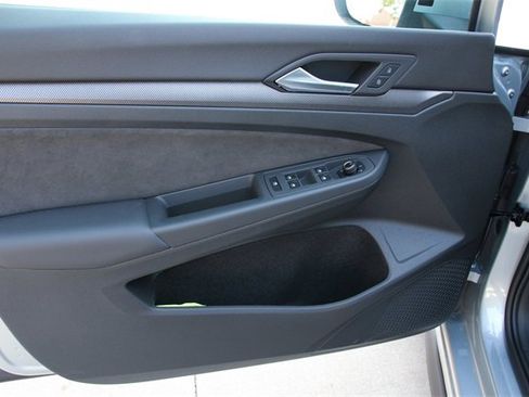 New 2026 Volkswagen GTI SE image 12