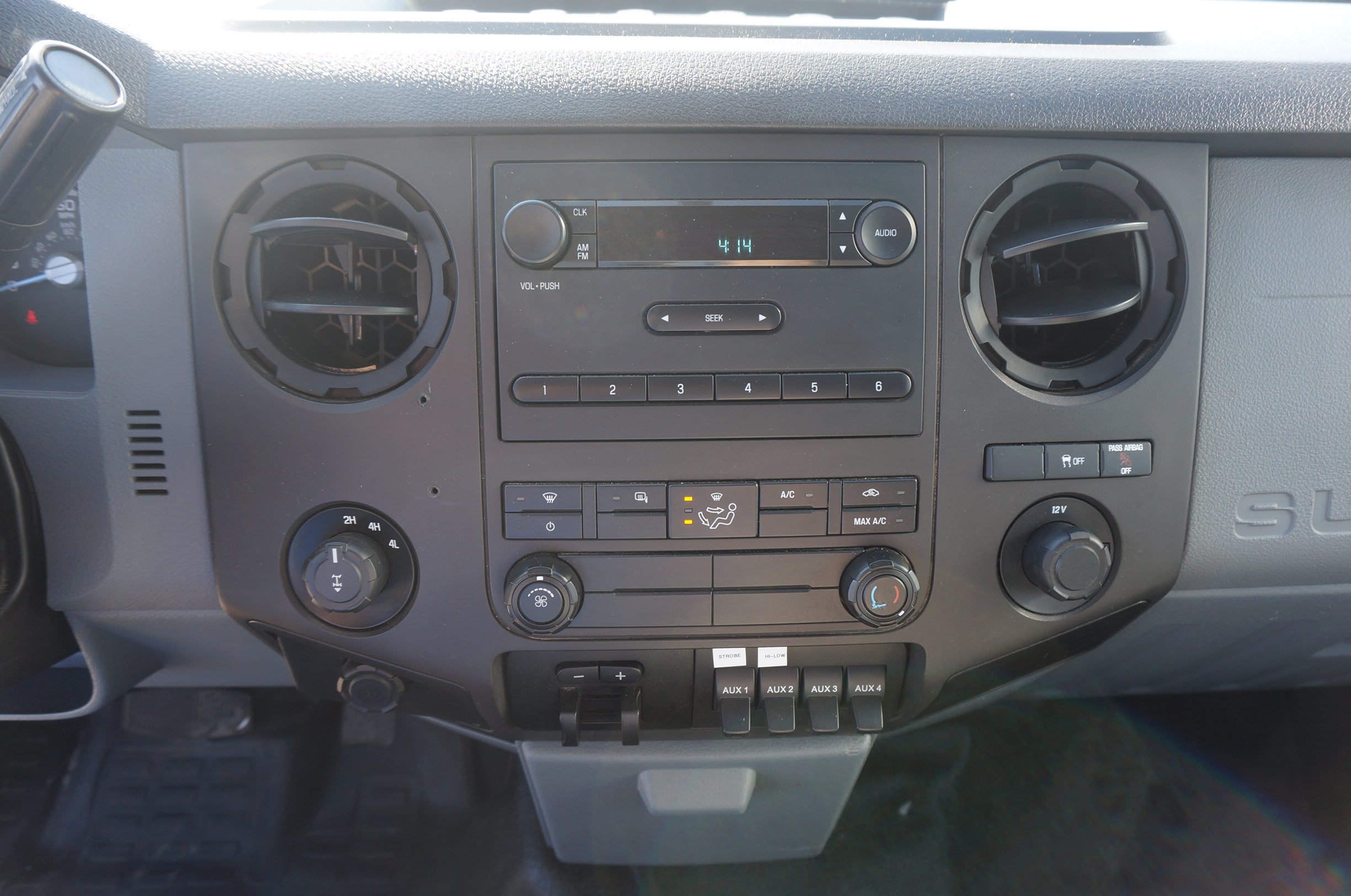 Used 2015 Ford F350 XL AWD/4WD image 14