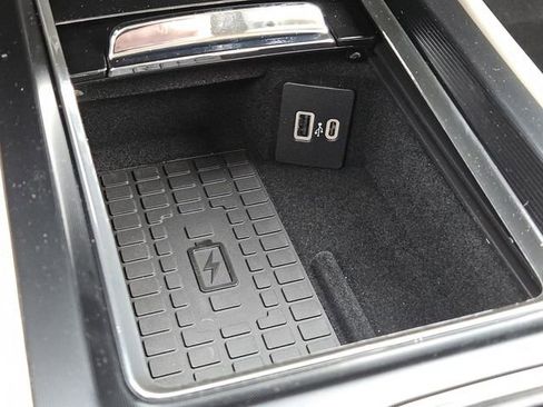 New 2026 Lincoln Corsair Premiere image 13