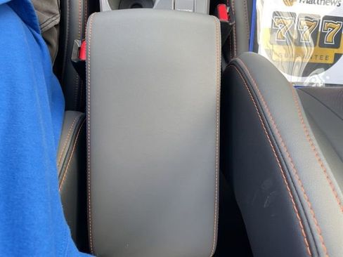 Used 2025 Subaru Crosstrek 2.5i Limited w/ Popular Package #4A image 10