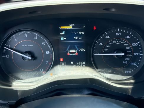 Used 2019 Subaru Crosstrek 2.0i Premium w/ Eyesight System AWD/4WD image 33