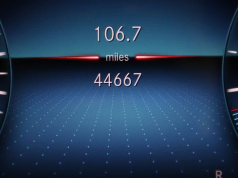 Used 2023 Mercedes-Benz GLE 350 4MATIC image 39