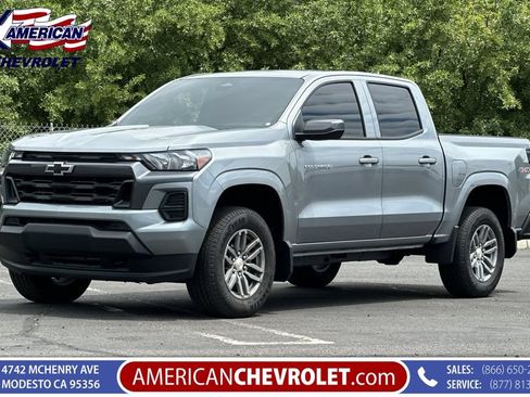 Used 2026 Chevrolet Colorado LT w/ LPO, Pro Essentials Package AWD/4WD image 8