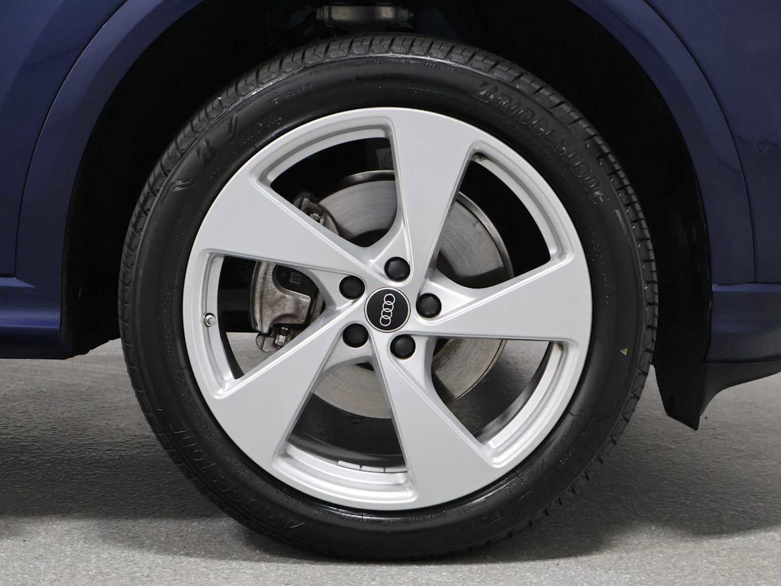 Certified 2025 Audi Q5 Premium Plus AWD/4WD image 12