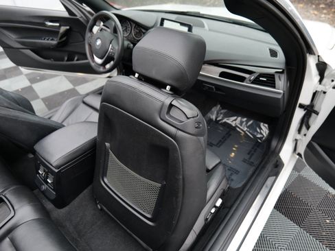 Used 2017 BMW 230i xDrive Convertible image 41