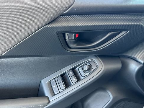 New 2025 Subaru Crosstrek 2.0i Premium image 10